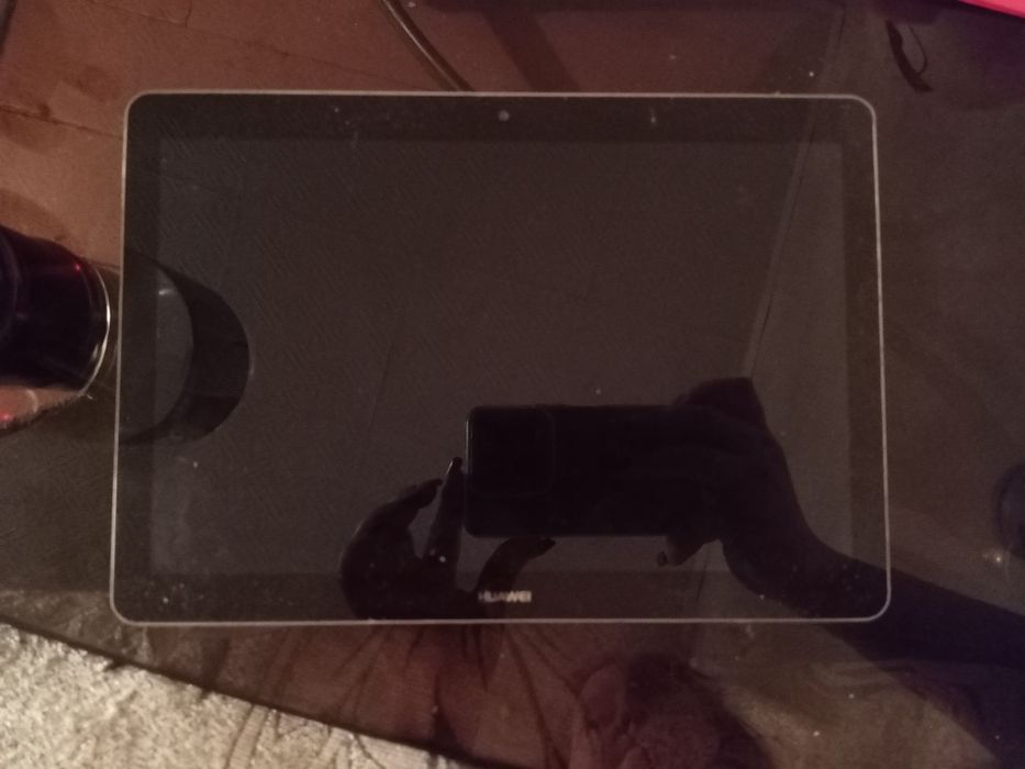 Продам на запчасти HUAWEI