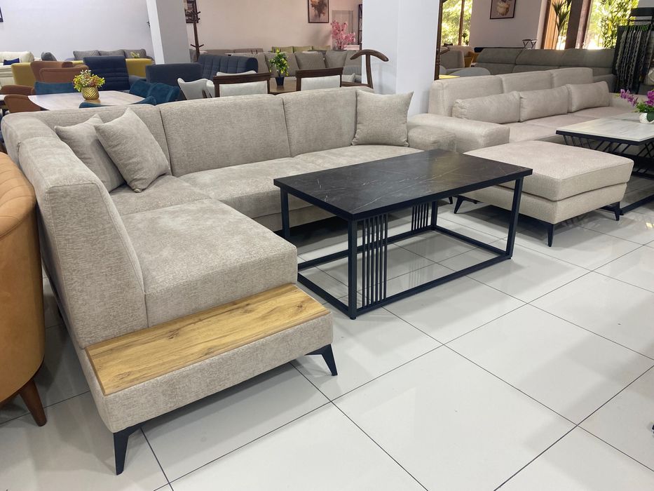 Журнальный столик