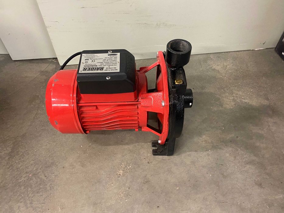 070104	Помпа водна 750W 1" max 96L/min RD-CPM158