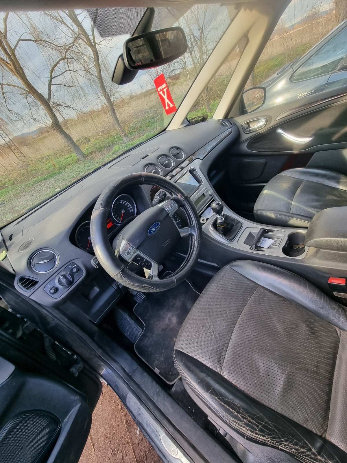 Продавам Ford Galaxy