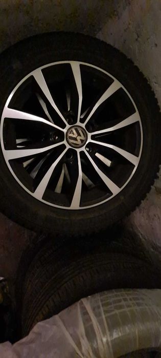 Vand jante VW 16" cu cauciucuri de iarna Hankook