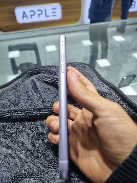 Iphone 11 64 gb ideal