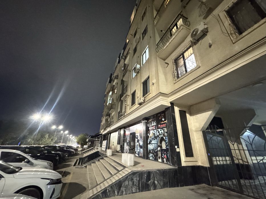 Эсо - Базар рядом Новостройка 1^2- Комнатная Сдается в аренду