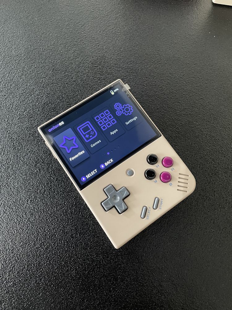 Ретро конзола Miyoo Mini Plus