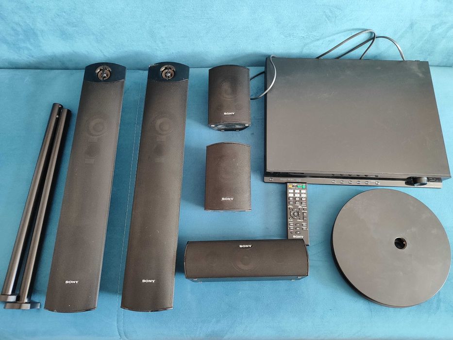 Продавам Система за домашно кино SONY HBD-DZ740, DVD RECEIVER