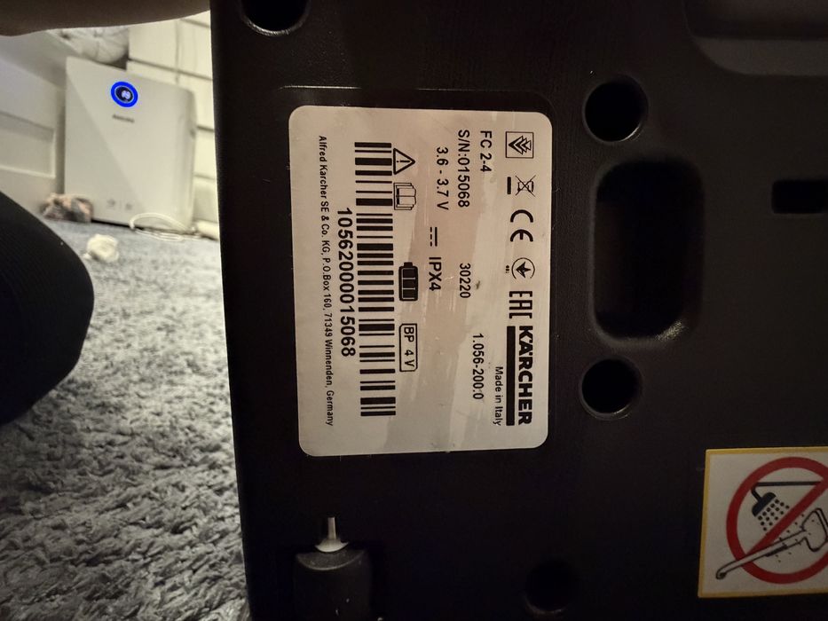 Верикална прахосмукачка моп Karcehr 2-4