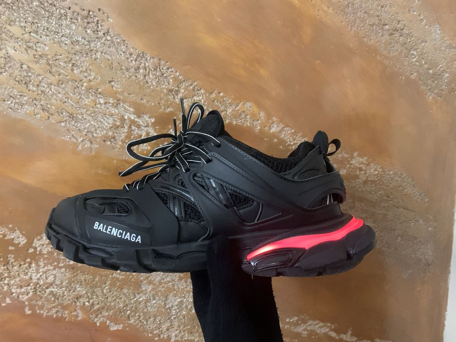 Vand balenciaga track led full box accesori
