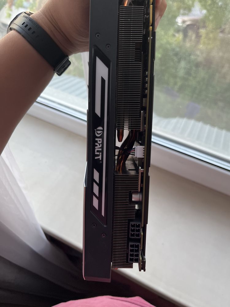 Продам видеокарту palit 1080 super jetstream