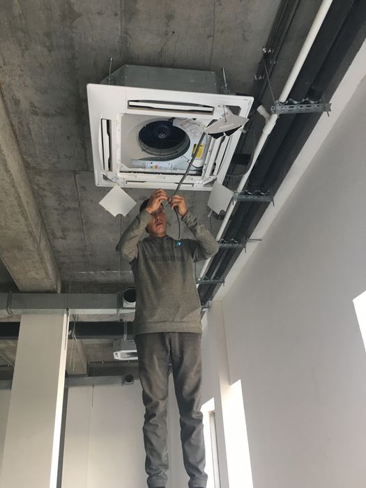 Установкп промышленый кондиционеров с гарантий