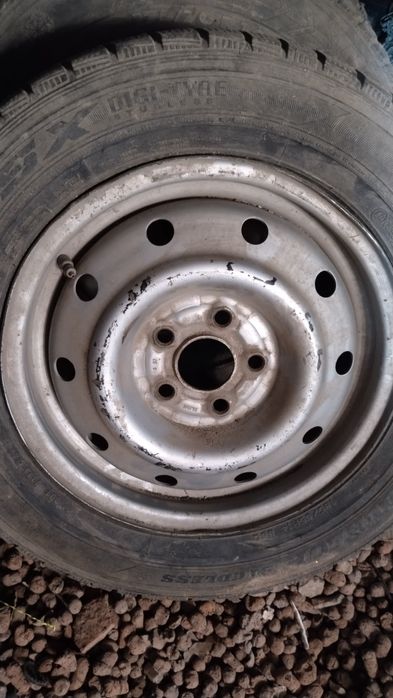 Продам диски на Субару