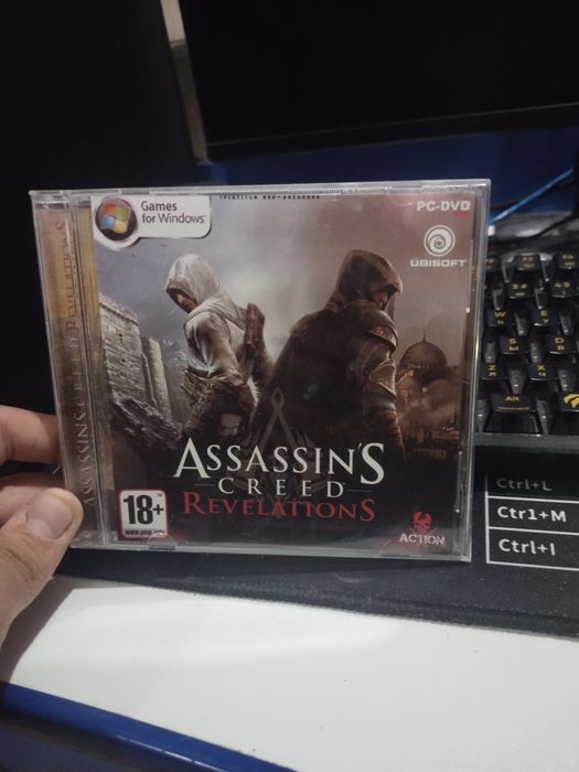 диск Assassin's creed revaluations