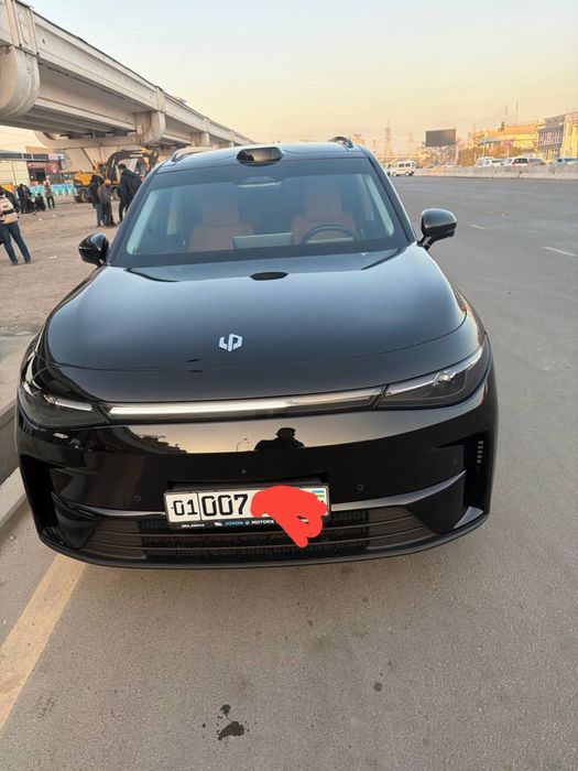 Leapmotor c16 srochna sotiladi