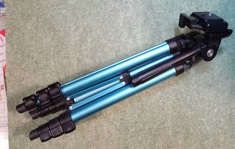 Trepied Bilora 307-2 din aluminiu pentru aparat foto/camera video