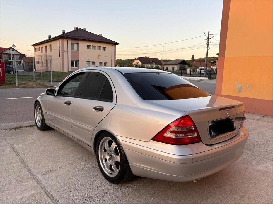 Mercedes C200 An 2004 Adus Recent Germania
