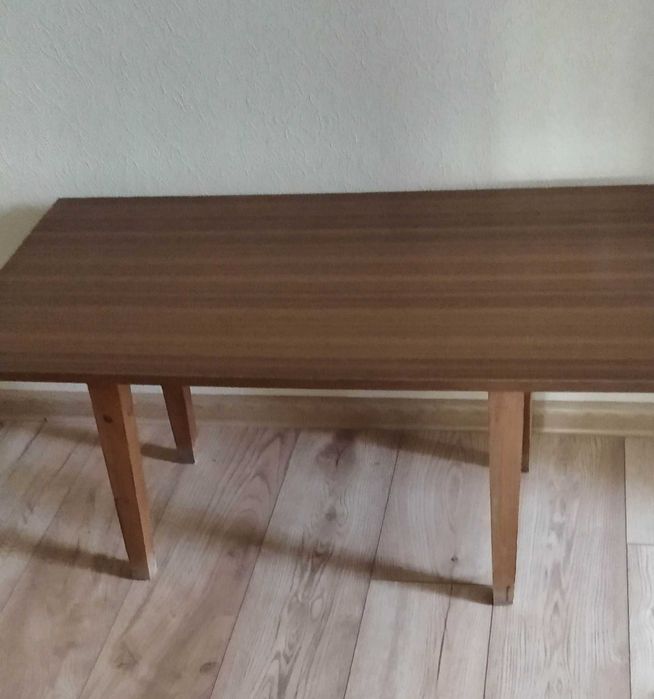 Столик журнальный