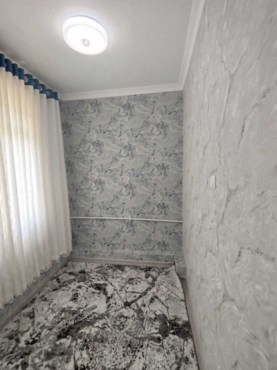 Чиланзар - 9 КВ Орр РОВД
Комнат 2³/2/4
Площадь м²54 балкони 1.5/6