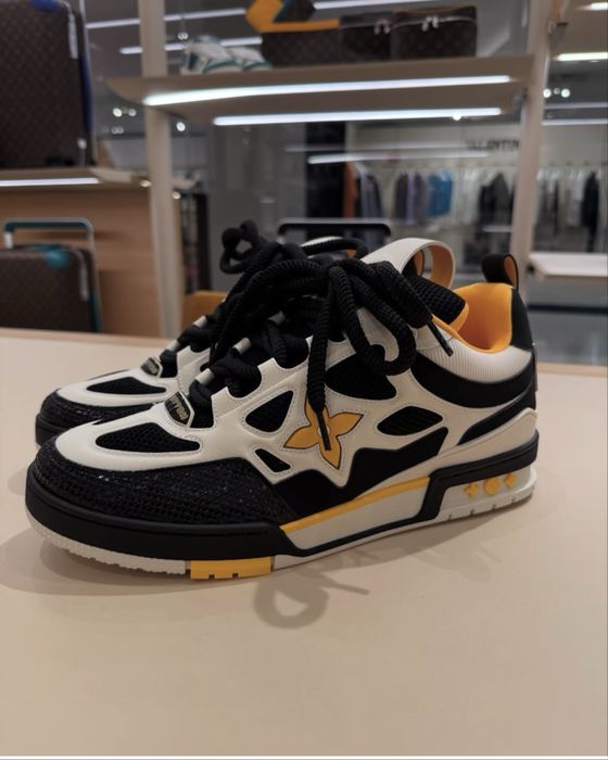 Vand adidasi Louis Vuitton LV Skate.