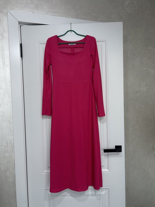 Продается Женская одежда (2 разные)