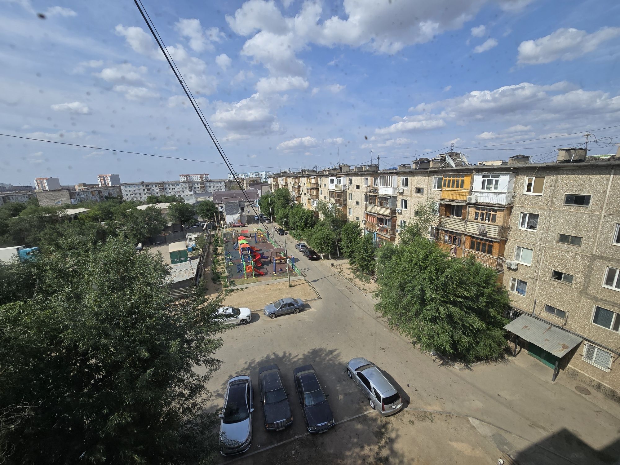 Продаётся 2-комнатная квартира в обкомовском доме
