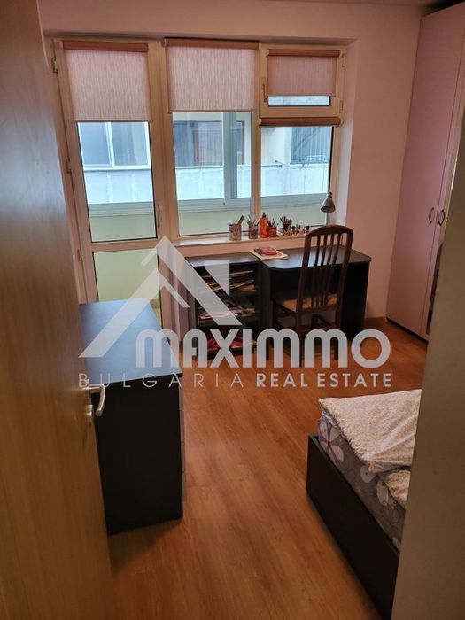 Продава се Тристаен апартамент в Варна, ВИНС - 89 кв.м за 2012 €/кв.м - Снимка #5