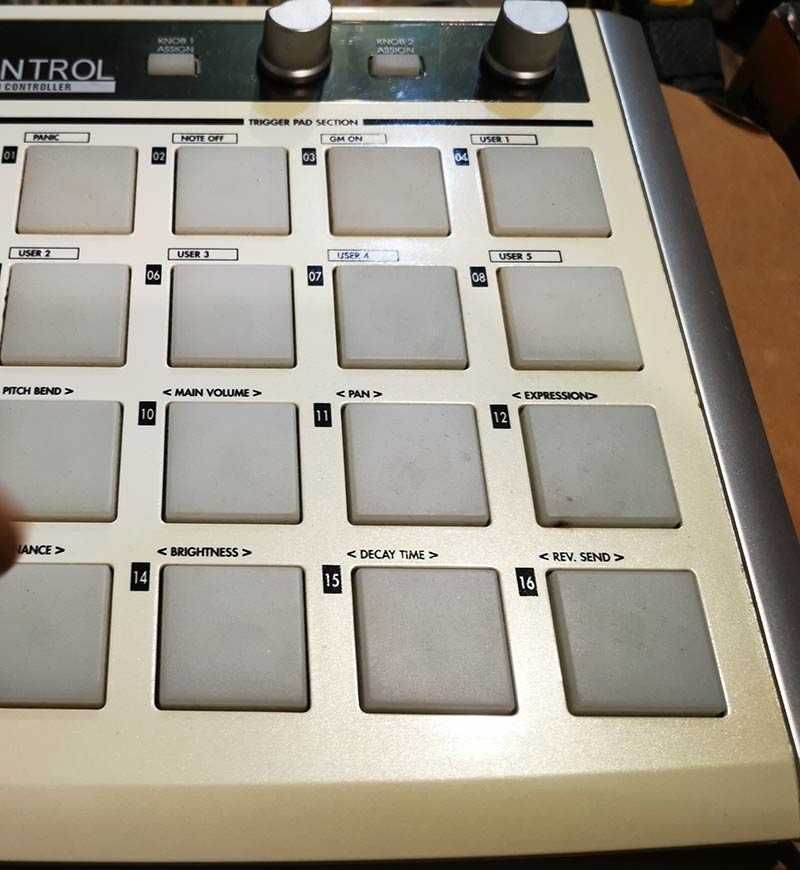 MIDI контролер за ударни KORG Padkontrol KPC-1 BK