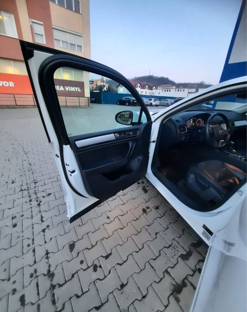 Volkswagen touareg 2013
