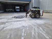 Bobcat de inchiriat Taiere beton asfalt decupare beton ni