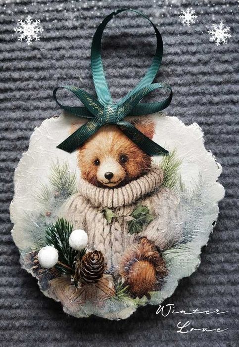 Ръчно изработена коледна декорация