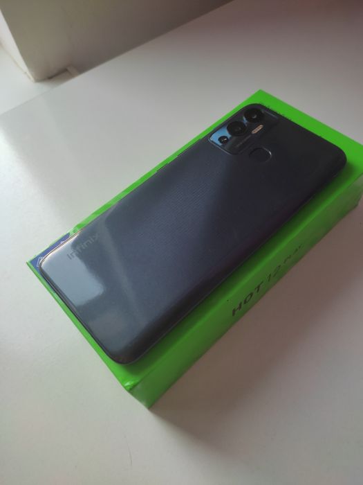 HOT 12 PLAY Infinix