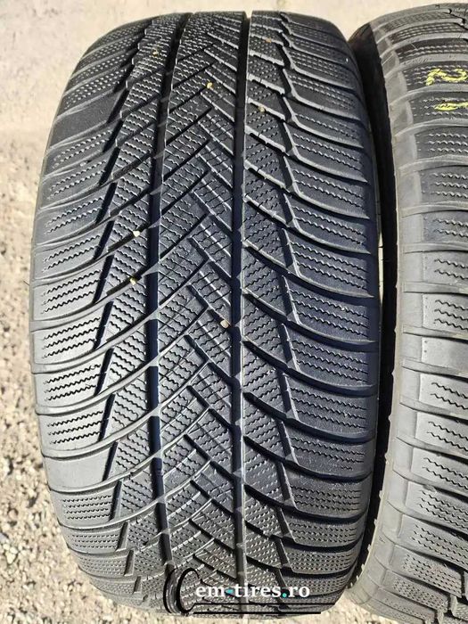 SET 2 Anvelope Iarna 235/50 R19 BRIDGESTONE Blizzak LM001 99H