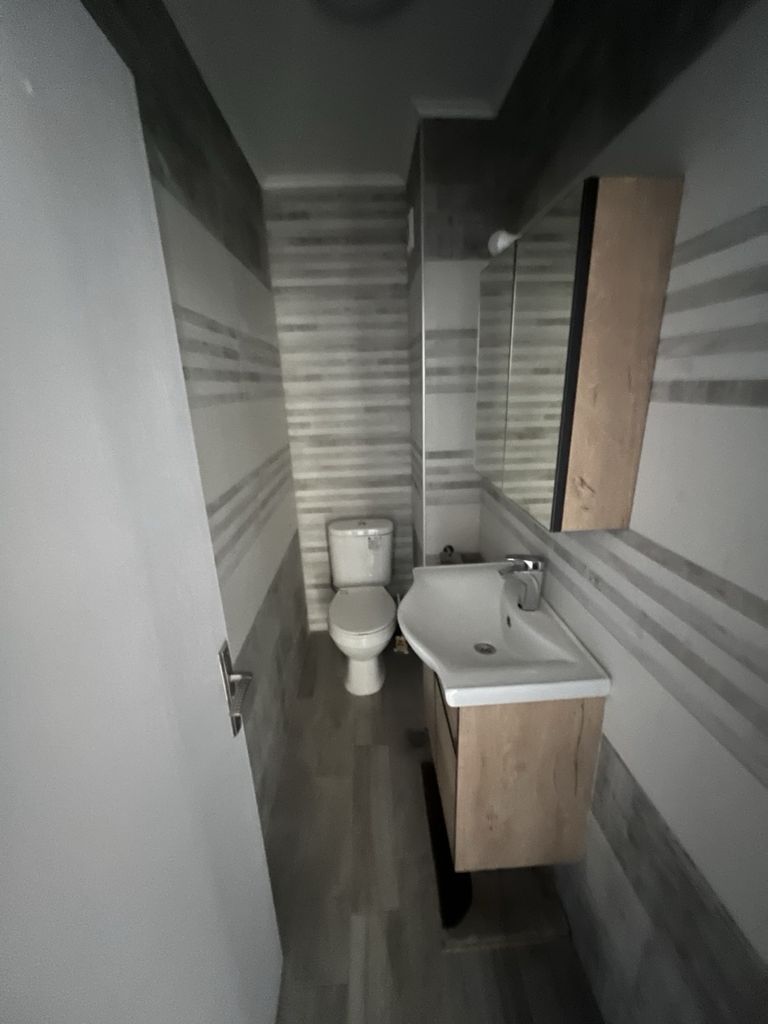 Дава се под наем Многостаен апартамент в Пловдив, Южен - 140 кв.м за 765 € - Снимка #5