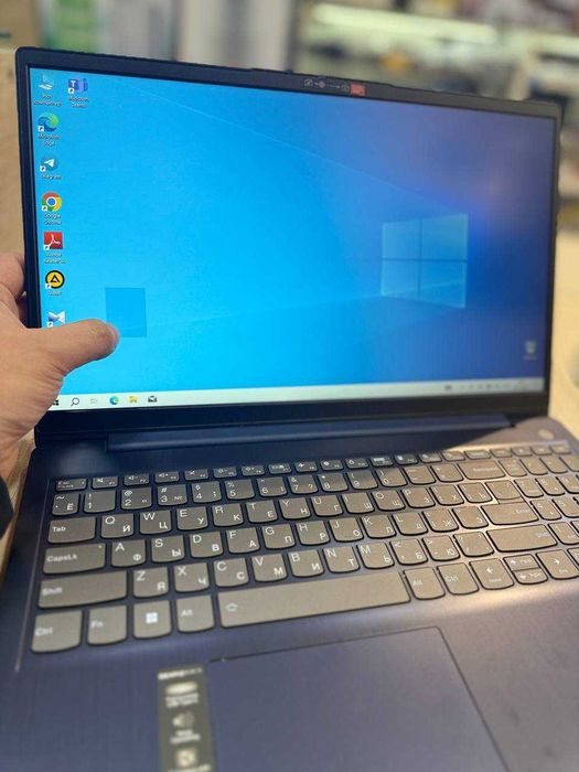 Lenovo Ideapad 3 I5-1235U 8/256 15'6 FHD IPS touch