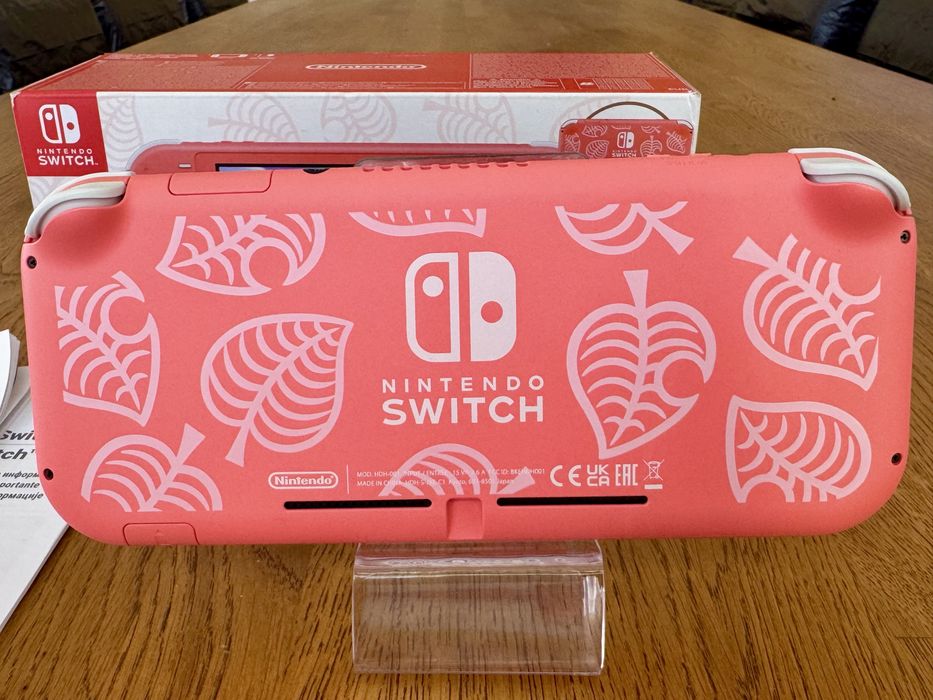 Nintendo Switch Lite - Animal Crossing Edition