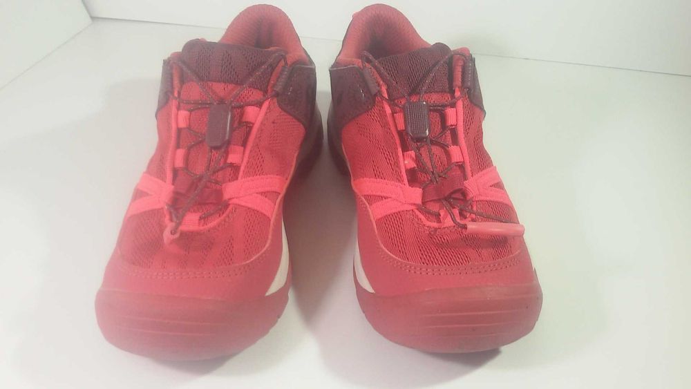 Детски обувки Quechua Crossrock 35-ти номер