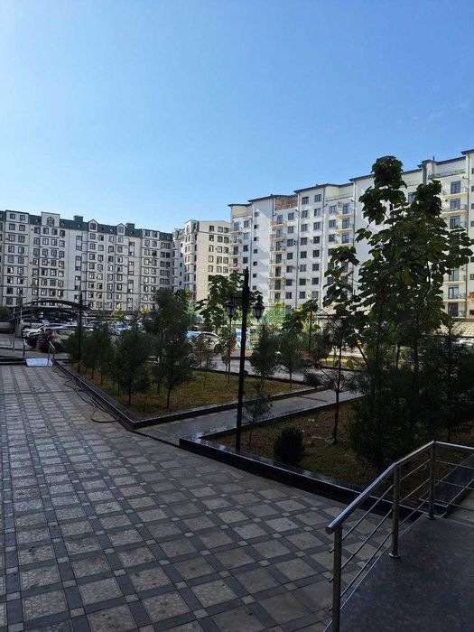 Продаётся 4-х комн. кварт. в новостройке 160кв.м Яккасар.район!