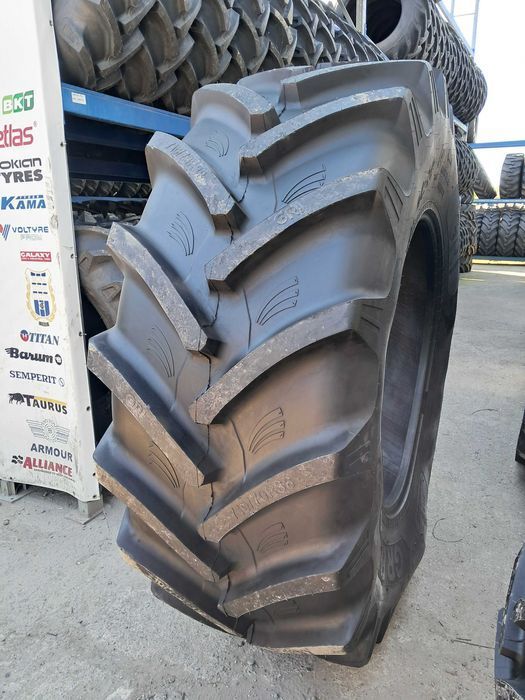 Cauciucuri noi 710/70R38 marca GRI anvelope radiale tractor JOHN DEERE