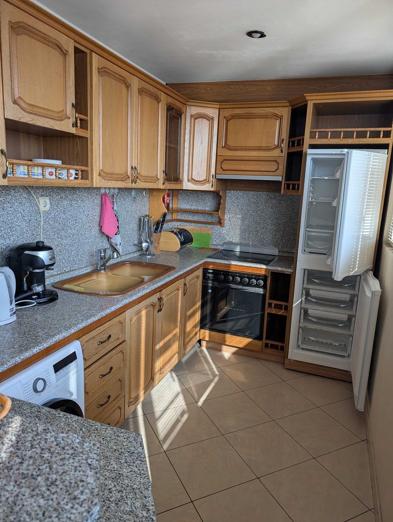 Дава се под наем Двустаен апартамент в Варна, Чаталджа - 76 кв.м за 433.5 € - Снимка #19