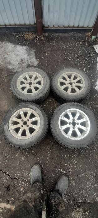 Продам колеса на 14 зимние ваз2110