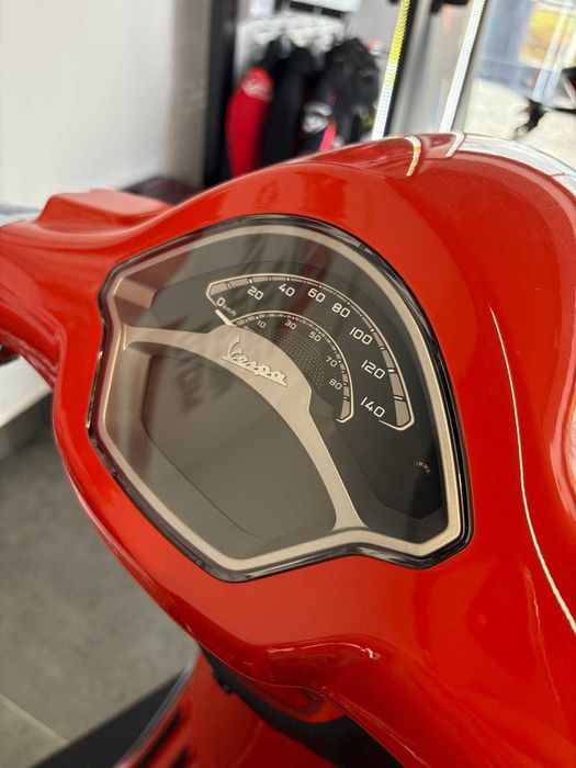 Scuter Vespa Primavera 125, Moto Bike Shop, Rate TBI Bank