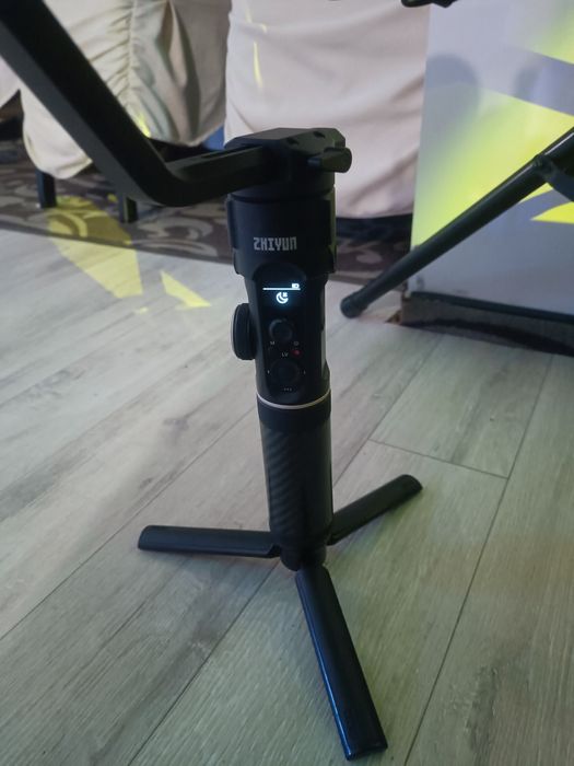 Vand Zhiyun-Tech CRANE 2S
Cod: C0