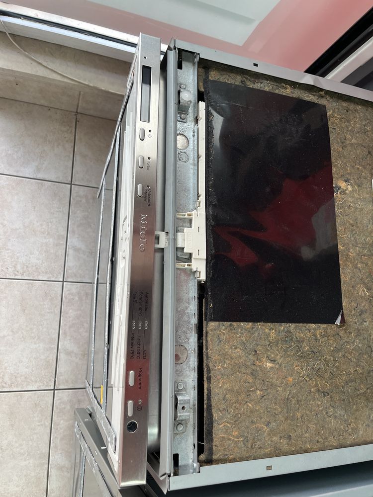 Miele G5665 SCVi XXL съдомиялна за пълно вграждане/24 нес гаранция