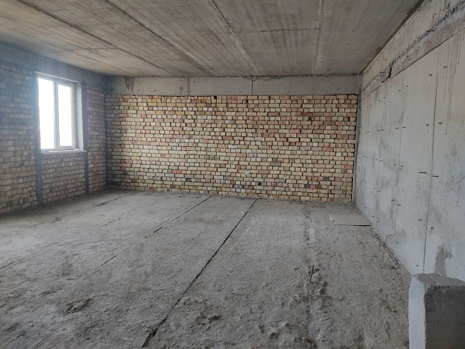 Yashnabodda kvartira sotiladi