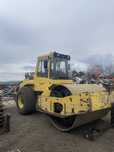 inchiriez Cilindru compactor de 19 tone si 3 tone bomag