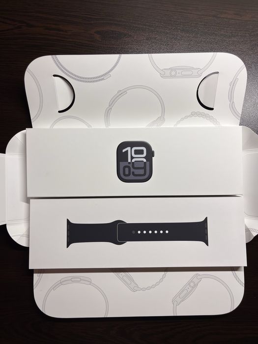 Apple watch s10 + 2 верижки