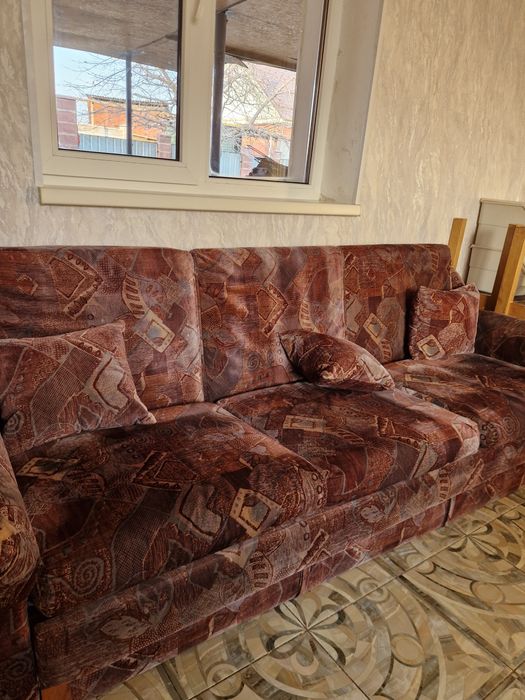 Диван продам б/у