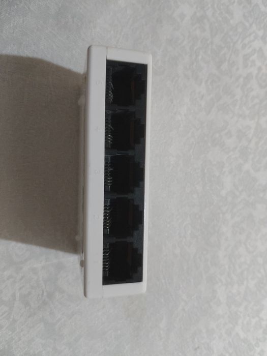 Kommutator (5-portli) Dahua DH-PFS3005-5ET-L