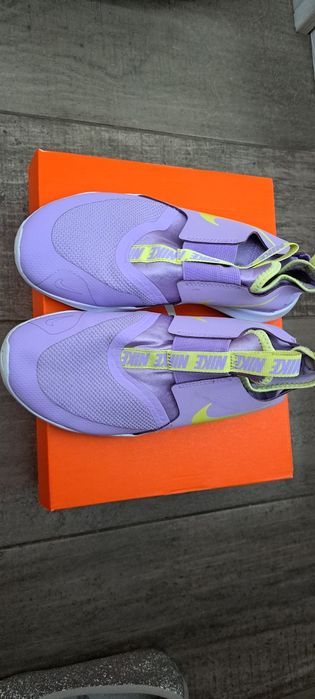 Vând adidasi Nike nr 36