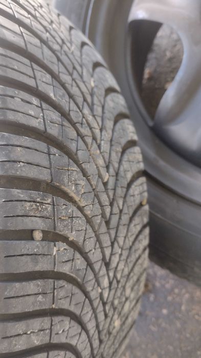 Jante structurale Logan 3 pe  16 cu anvelope iarnă noi