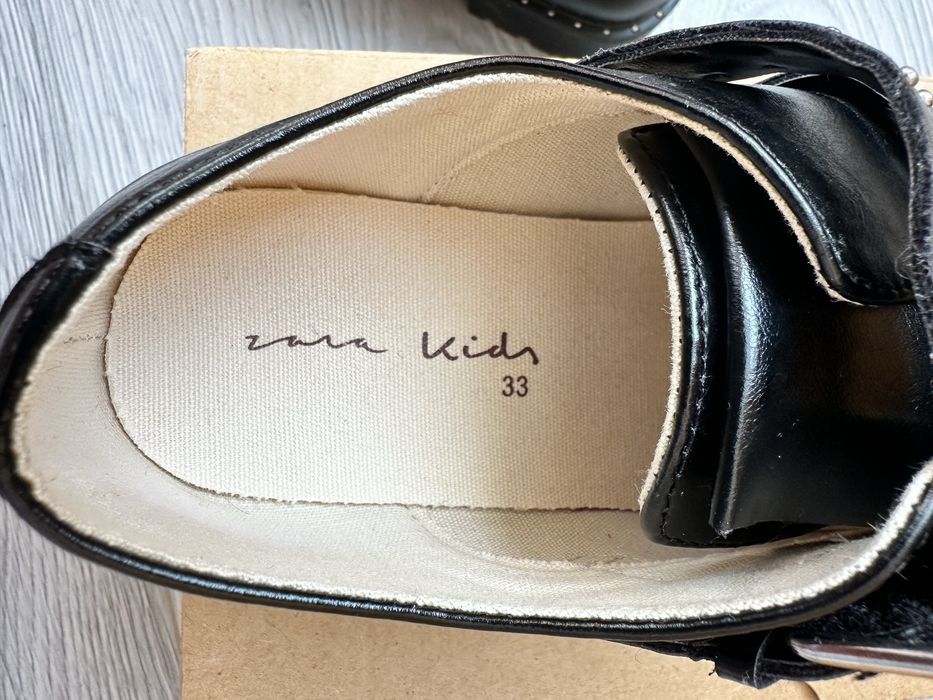 Pantofi zara nr 33 piele