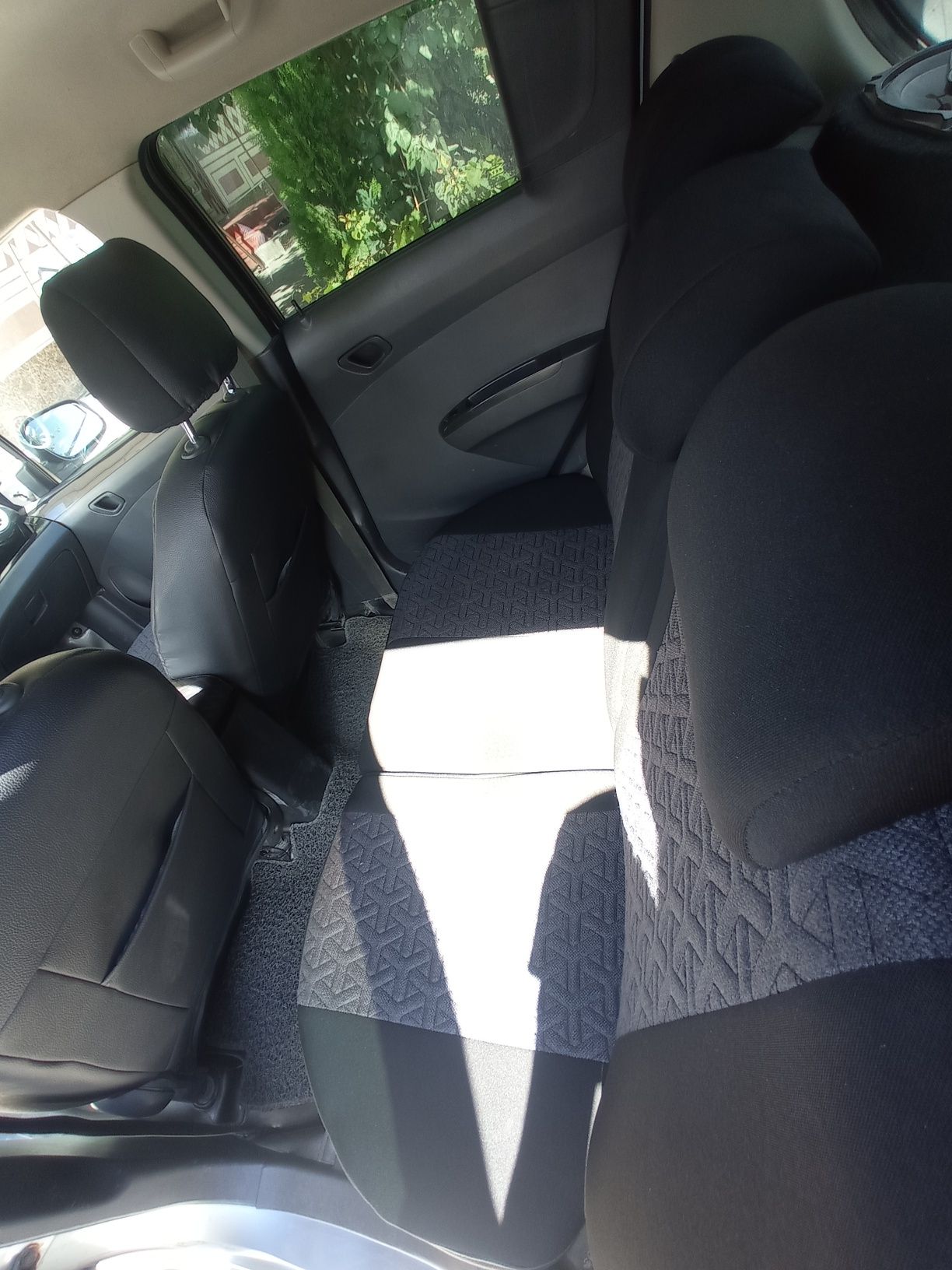 Chevrolet spark 2015